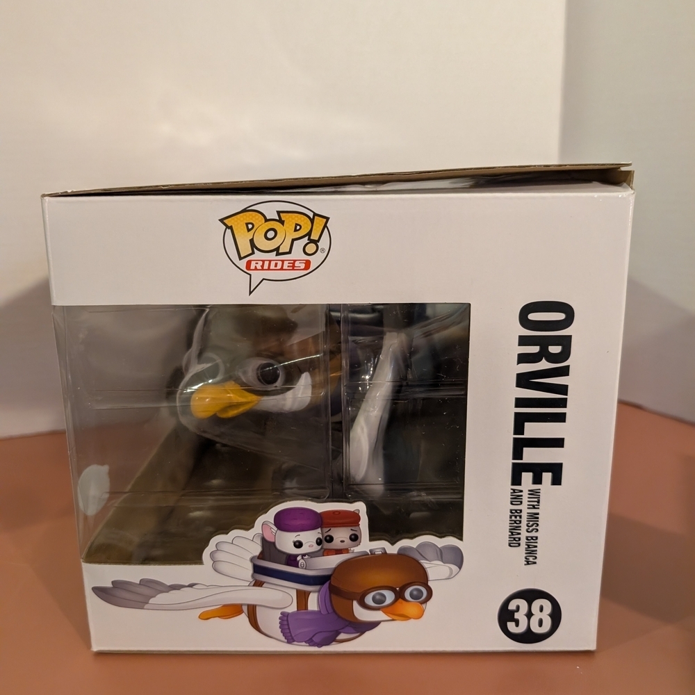 Funko Pop! Rides: The Rescuers - Orville with Miss Bianca & Bernard Vinyl Figure - Picture 2 of 11